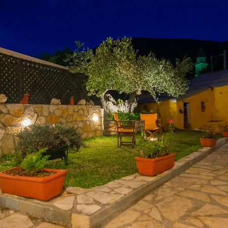 Kroussos בית כפרי